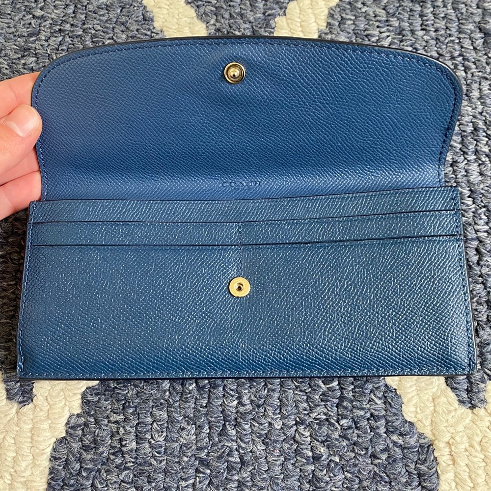 Coach Wallet - Picture 3 of 4